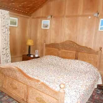Majestic Houseboat, Srinagar 3
